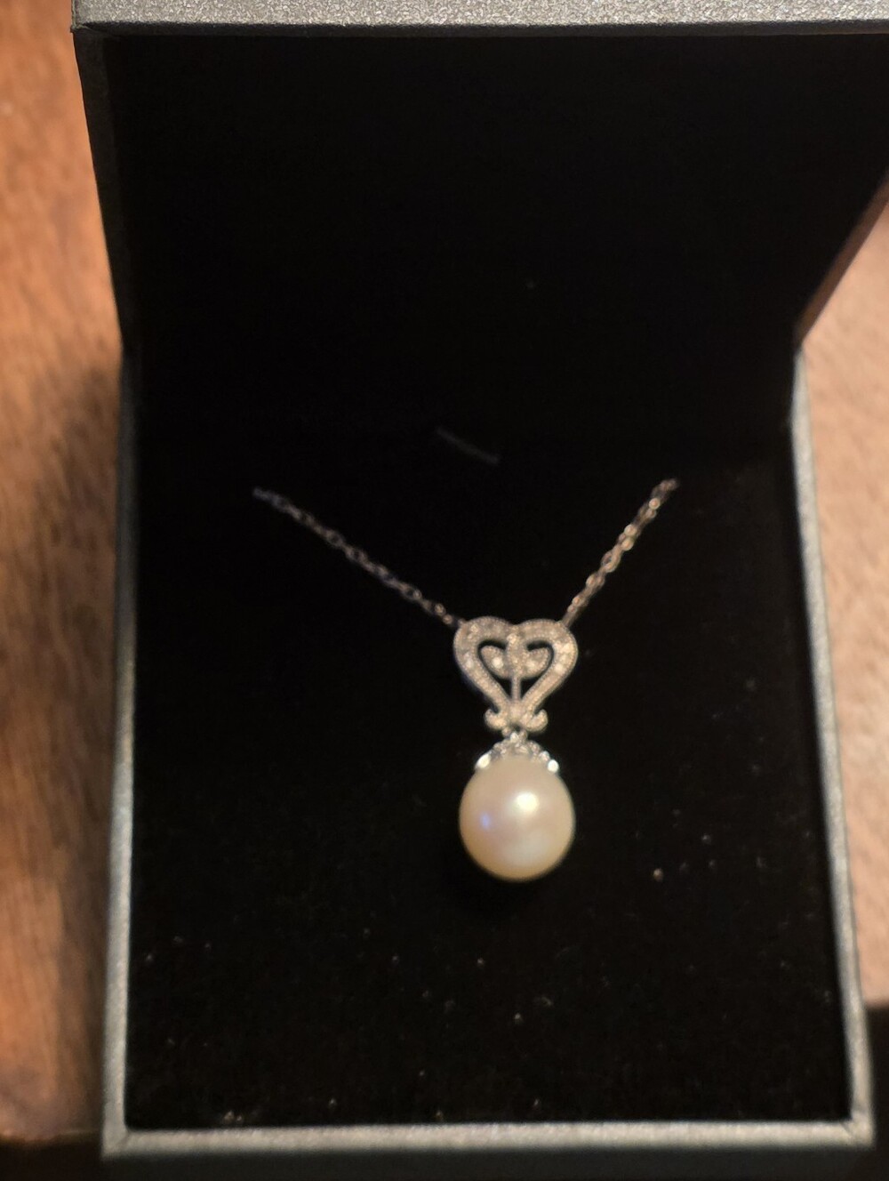 Pearl Source Sterling Silver Cultured Pearl And Diamond Heart Leaf Pendant/ BNIB